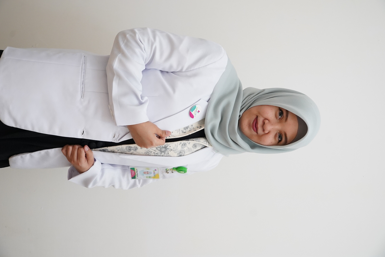 dr. Mega Rizkina